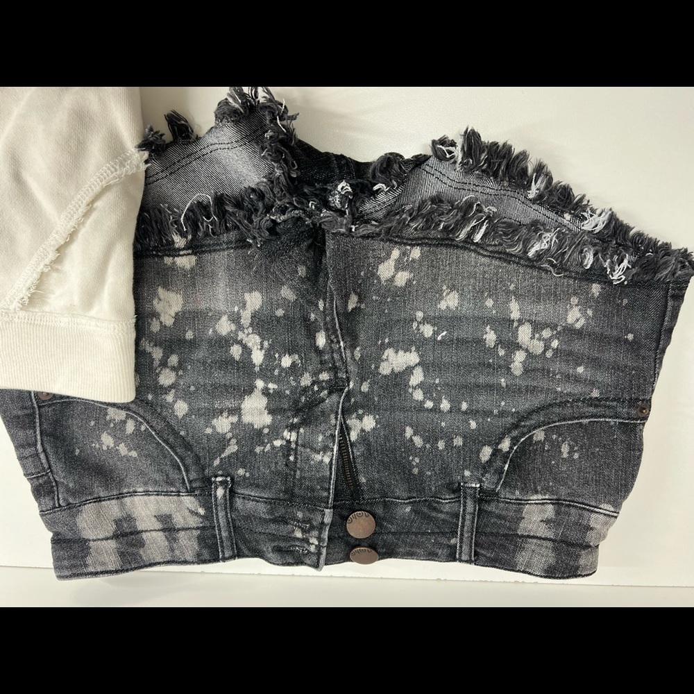 denim and abercrombiw skirt